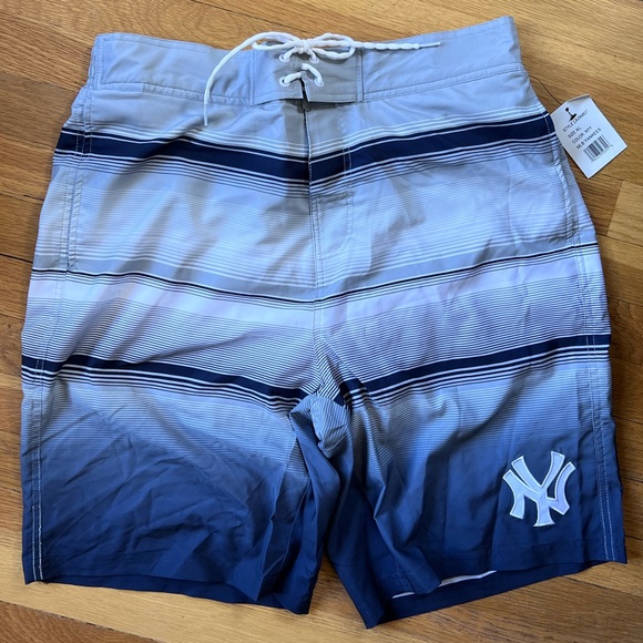 NY Yankees Swim Trunks - Picture 1 of 8